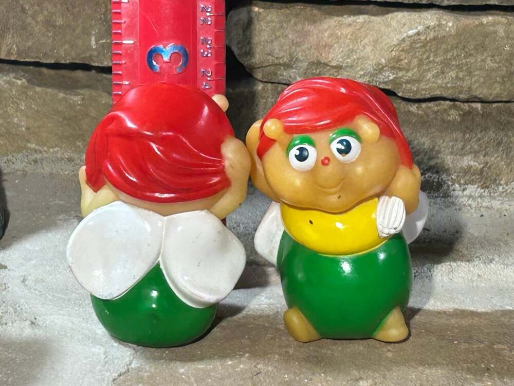 VTG Glo Friends Clutterbug Figures Glow Worm Hasbro Playskool 1986
